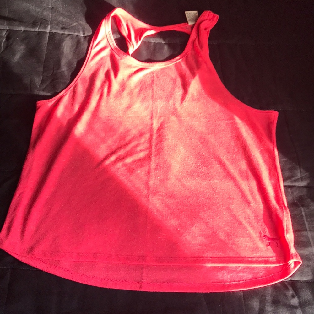 Tank w upper back cut out PINK brand size lg new w/out tag